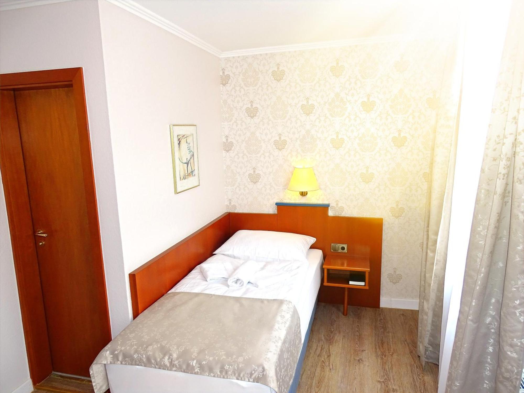 Hotel Kolossos Duesseldorf - Neuss Pokoj fotografie